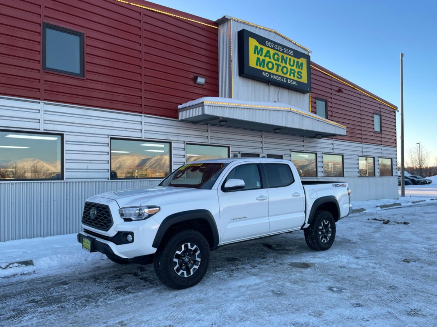 2022 WHITE TOYOTA TACOMA TRD off road V6 (3TMCZ5AN1NM) with an 3.5L engine, Automatic transmission, located at 1960 Industrial Drive, Wasilla, 99654, (907) 274-2277, 61.573475, -149.400146 - Photo#0